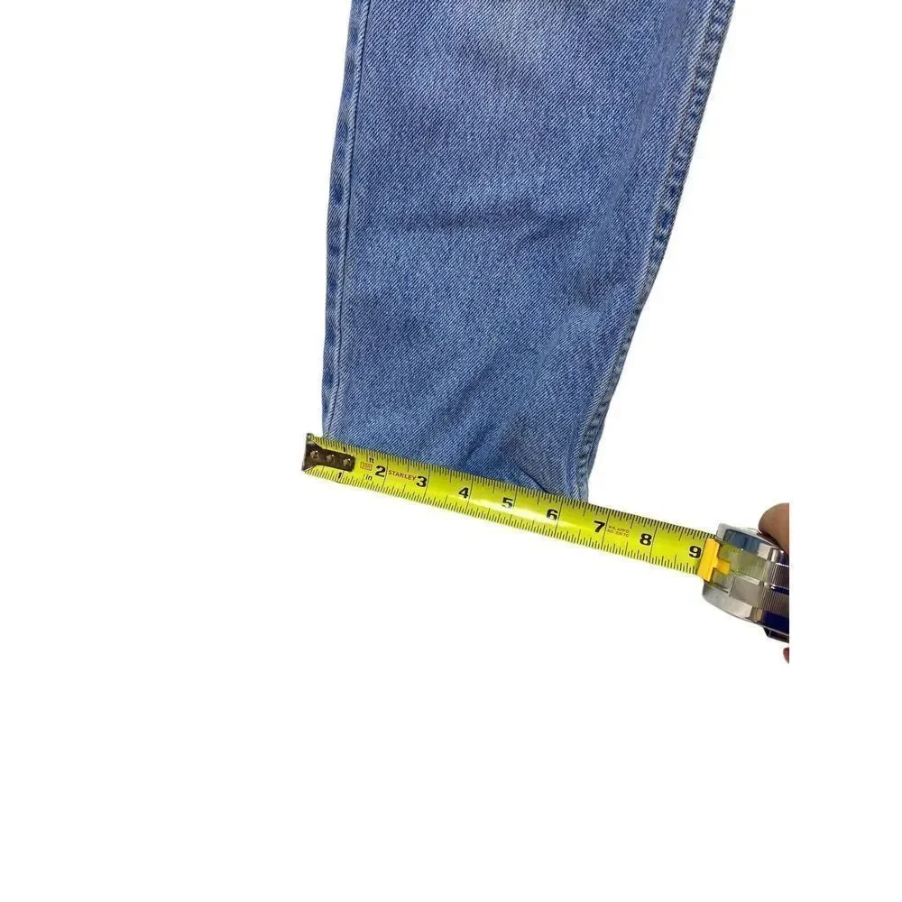 vintage Levi’s 550 relaxed fit regular kid sz 9  W‎ 24” L 22” Batwing
